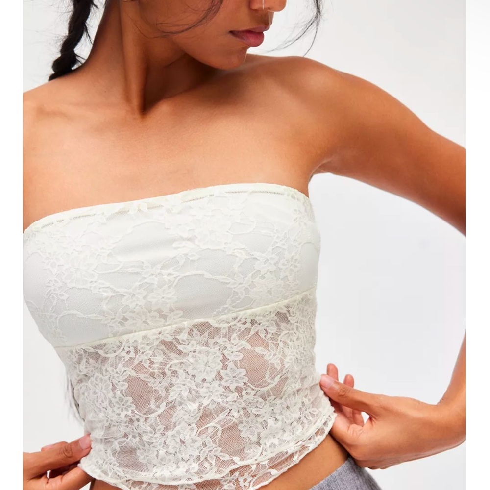 URBAN OUTFITTERS Lace Bandeau Top - Cream